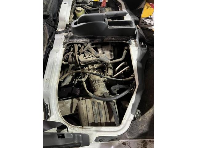 トヨタ ピクシス オルタネーター交換