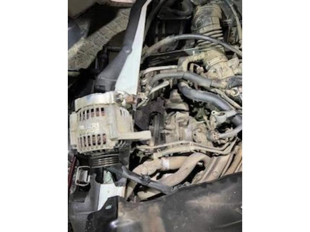 トヨタ ピクシス オルタネーター交換