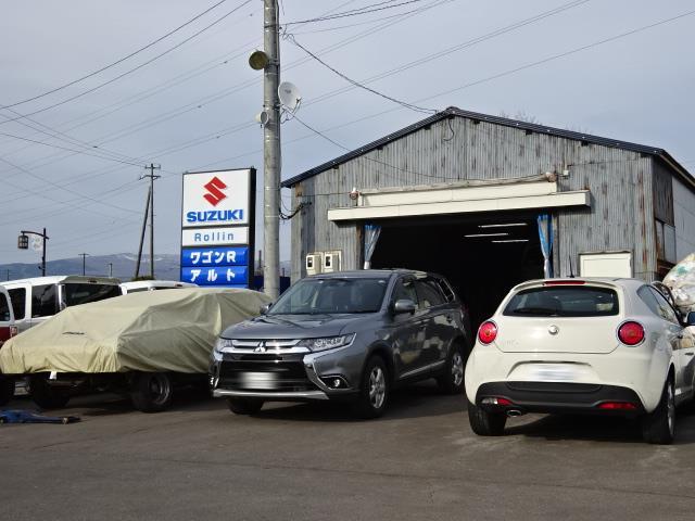 昭和公園向いの車屋です。