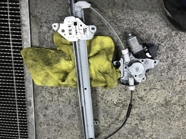 ニッサン　キューブ　ウィンドウレギュレーター　交換　旭川市、神楽、神楽岡、神居、西御料、東光・東神楽町・鷹栖町・美瑛町・東川町、他地域も大歓迎！