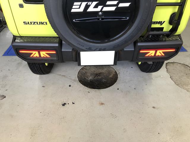 スズキ　ジムニー　社外グリル、テール、オーバーフェンダ　持込　取付け　旭川市、神楽、神楽岡、神居、西御料、東光・東神楽町・鷹栖町・美瑛町・東川町、他地域も大歓迎！
