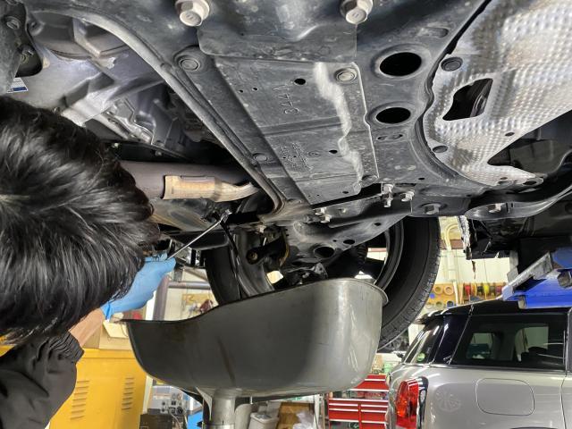 トヨタ　アルファード　オイル・エレメント交換　旭川市・神楽・神楽岡・神居・西御料・東光・東神楽町・鷹栖町・美瑛町・東