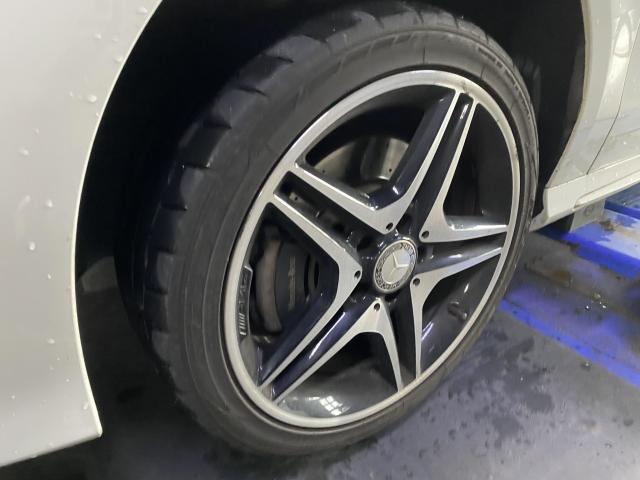 ベンツ　C LAクラス　タイヤ交換　旭川市・神楽・神楽岡・神居・西御料・東光・東神楽町・鷹栖町・美瑛町・東神楽町・他地域も大歓迎！