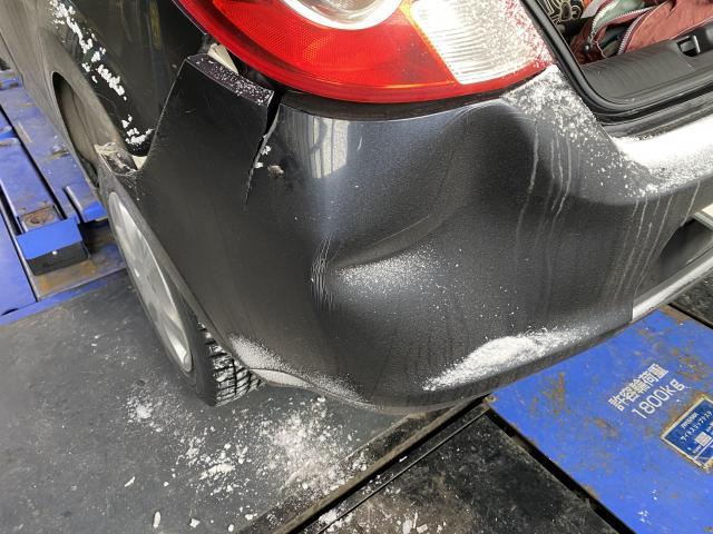 日産　ティーダ　Rバンパー交換　旭川市・神楽・神楽岡・神居・西御料・東光・東神楽町・鷹栖町・美瑛町・東神楽町・他地域も大歓迎！
