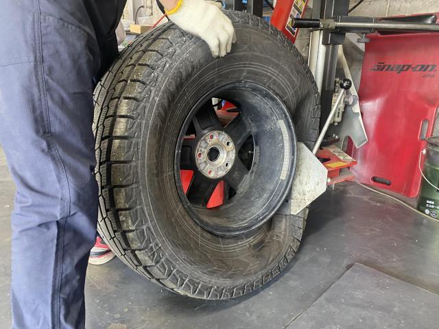 クライスラーjeep ラングラー　タイヤ交換　タイヤ組換　旭川市・神楽・神楽岡・神居・西御料・東光・東神楽町・鷹栖町・美瑛町・東神楽町・他地域も大歓迎！