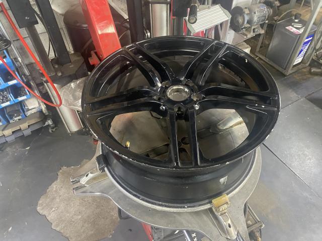 アウディ　A8 タイヤ交換　タイヤ組換　旭川市・神楽・神楽岡・神居・西御料・東光・東神楽町・鷹栖町・美瑛町・東神楽町・他地域も大歓迎！