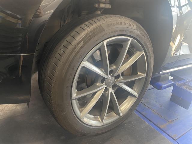 アウディ　A8 タイヤ交換　タイヤ組換　旭川市・神楽・神楽岡・神居・西御料・東光・東神楽町・鷹栖町・美瑛町・東神楽町・他地域も大歓迎！