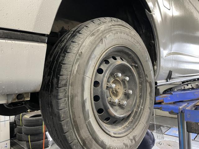 レジアスエースバン　タイヤ交換　旭川市・神楽・神楽岡・神居・西御料・東光・東神楽町・鷹栖町・美瑛町・東神楽町・他地域も大歓迎！