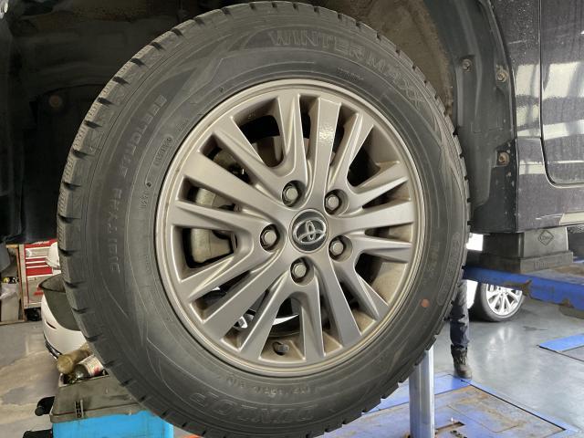 エスクァイア　タイヤ交換　旭川市・神楽・神楽岡・神居・西御料・東光・東神楽町・鷹栖町・美瑛町・東神楽町・他地域も大歓迎！