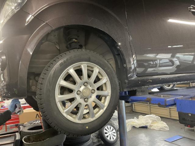 モコ　タイヤ交換　旭川市・神楽・神楽岡・神居・西御料・東光・東神楽町・鷹栖町・美瑛町・東神楽町・他地域も大歓迎！