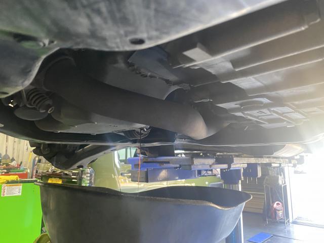 ステップワゴン　タイヤ交換＋タイヤ組換＋オイル交換＋スノーブレード　旭川市・神楽・神楽岡・神居・西御料・東光・東神楽町・鷹栖町・美瑛町・東神楽町・他地域も大歓迎！　