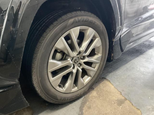 ＲＡＶ４　タイヤ交換　旭川市・神楽・神楽岡・神居・西御料・東光・東神楽町・鷹栖町・美瑛町・東神楽町・他地域も大歓迎！