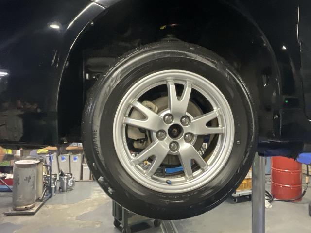 トヨタ　プリウス　タイヤ交換＋オイル交換　旭川市・神楽・神楽岡・神居・西御料・東光・東神楽町・鷹栖町・美瑛町・東神楽町・他地域も大歓迎！