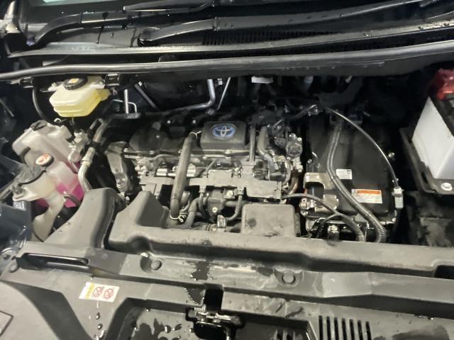 トヨタ　ヴォクシー　オイル＋エレメント交換
旭川市・神楽・神楽岡・神居・西御料・東光・東神楽町・鷹栖町・美瑛町・東神楽町・他地域も大歓迎！ 