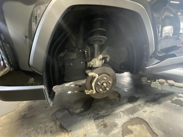 トヨタ　ＲＡＶ４　塩害ガード施工
旭川市・神楽・神楽岡・神居・西御料・東光・東神楽町・鷹栖町・美瑛町・東神楽町・他地域も大歓迎！ 