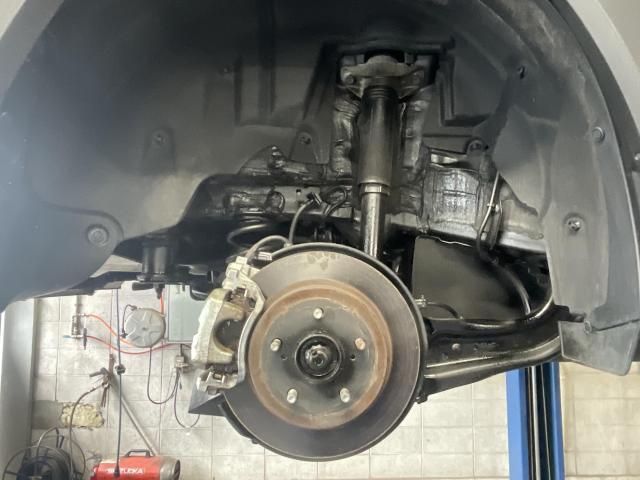 トヨタ　ＲＡＶ４　塩害ガード施工
旭川市・神楽・神楽岡・神居・西御料・東光・東神楽町・鷹栖町・美瑛町・東神楽町・他地域も大歓迎！ 