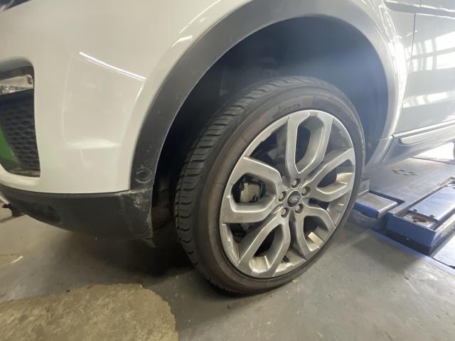 ランドローバー　レンジローバーイヴォーク　タイヤ交換　旭川市・神楽・神楽岡・神居・西御料・東光・東神楽町・鷹栖町・美瑛町・東神楽町・他地域も大歓迎！ 