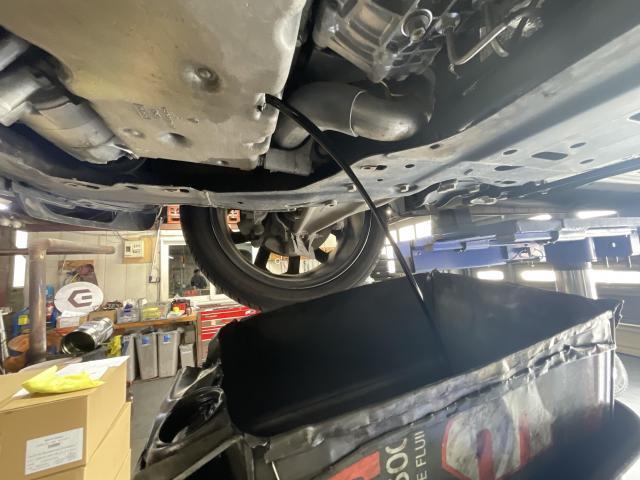 ランドローバー　レンジローバーイヴォーク　オイル交換　旭川市・神楽・神楽岡・神居・西御料・東光・東神楽町・鷹栖町・美瑛町・東神楽町・他地域も大歓迎！ 