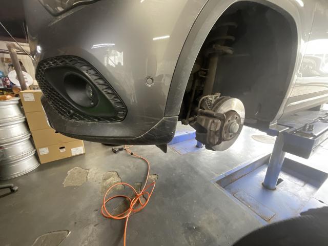 メルセデス・ベンツ　ＧＬＡクラス　タイヤ交換
旭川市・神楽・神楽岡・神居・西御料・東光・東神楽町・鷹栖町・美瑛町・東神楽町・他地域も大歓迎！