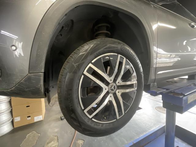 メルセデス・ベンツ　ＧＬＡクラス　タイヤ交換
旭川市・神楽・神楽岡・神居・西御料・東光・東神楽町・鷹栖町・美瑛町・東神楽町・他地域も大歓迎！