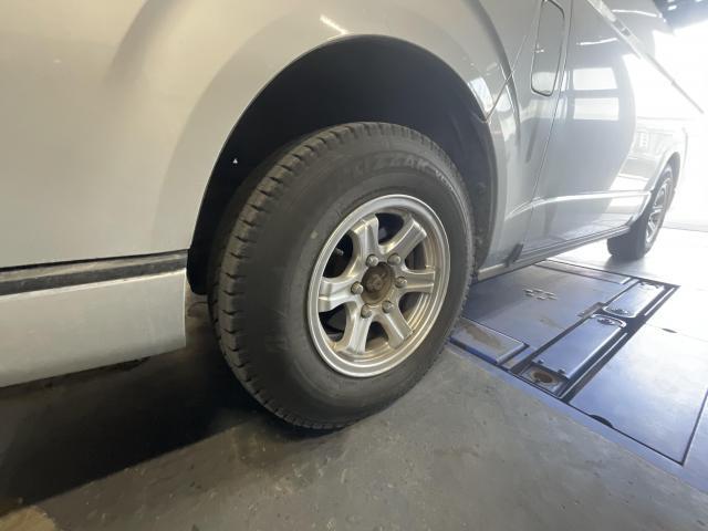 トヨタ　レジアスエースバン　タイヤ交換
旭川市・神楽・神楽岡・神居・西御料・東光・東神楽町・鷹栖町・美瑛町・東神楽町・他地域も大歓迎！ 