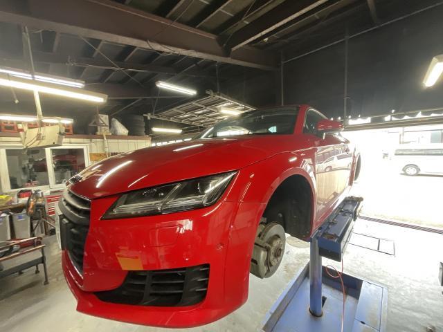 アウディ　ＴＴクーペ　タイヤ交換
旭川市・神楽・神楽岡・神居・西御料・東光・東神楽町・鷹栖町・美瑛町・東神楽町・他地域も大歓迎！