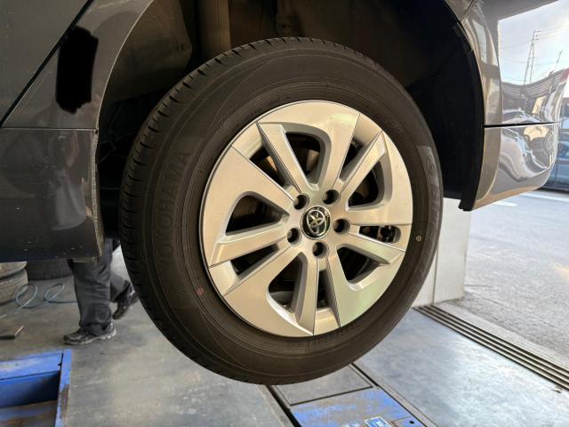 トヨタ　プリウス　タイヤ交換
旭川市・神楽・神楽岡・神居・西御料・東光・東神楽町・鷹栖町・美瑛町・東神楽町・他地域も大歓迎！