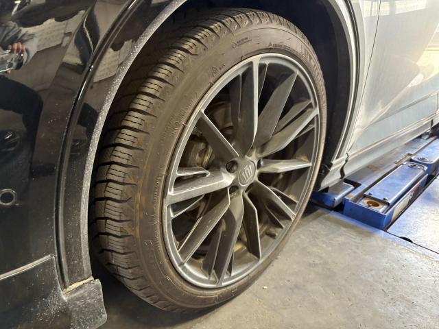 トヨタ　クラウンスポーツ　タイヤ交換
旭川市・神楽・神楽岡・神居・西御料・東光・東神楽町・鷹栖町・美瑛町・東神楽町・他地域も大歓迎！