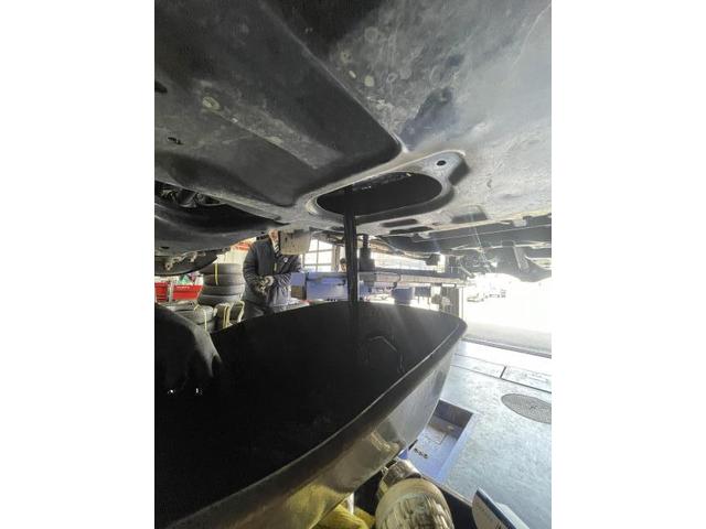 トヨタ　ランドクルーザープラド　オイル交換
旭川市・神楽・神楽岡・神居・西御料・東光・東神楽町・鷹栖町・美瑛町・東神楽町・他地域も大歓迎！ 