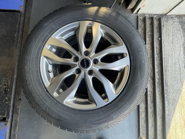 トヨタ　ＲＡＶ４　タイヤ交換
旭川市・神楽・神楽岡・神居・西御料・東光・東神楽町・鷹栖町・美瑛町・東神楽町・他地域も大歓迎！