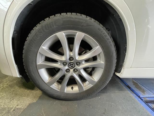 マツダ　ＣＸ－６０　タイヤ交換
旭川市・神楽・神楽岡・神居・西御料・東光・東神楽町・鷹栖町・美瑛町・東神楽町・他地域も大歓迎！ 