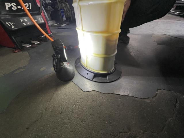 アウディ　Ａ８　オイル交換