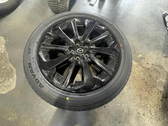 マツダ　ＣＸ－６０　タイヤ交換
旭川市・神楽・神楽岡・神居・西御料・東光・東神楽町・鷹栖町・美瑛町・東神楽町・他地域も大歓迎！