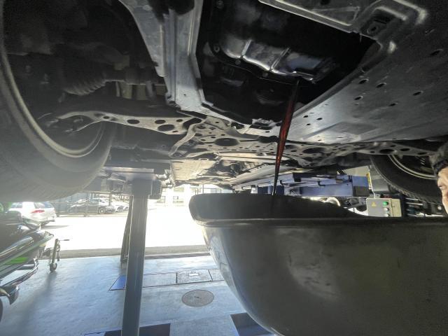 トヨタ　プリウス　オイル＋エレメント交換
旭川市・神楽・神楽岡・神居・西御料・東光・東神楽町・鷹栖町・美瑛町・東神楽町・他地域も大歓迎！ 