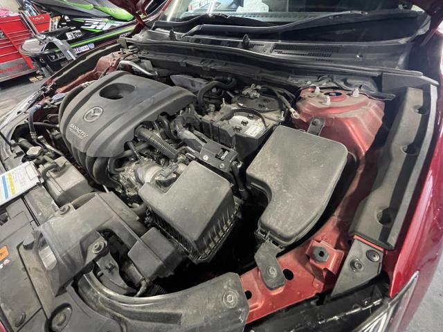 マツダ　アクセラスポーツ　オイル＋エレメント交換
旭川市・神楽・神楽岡・神居・西御料・東光・東神楽町・鷹栖町・美瑛町・東神楽町・他地域も大歓迎！