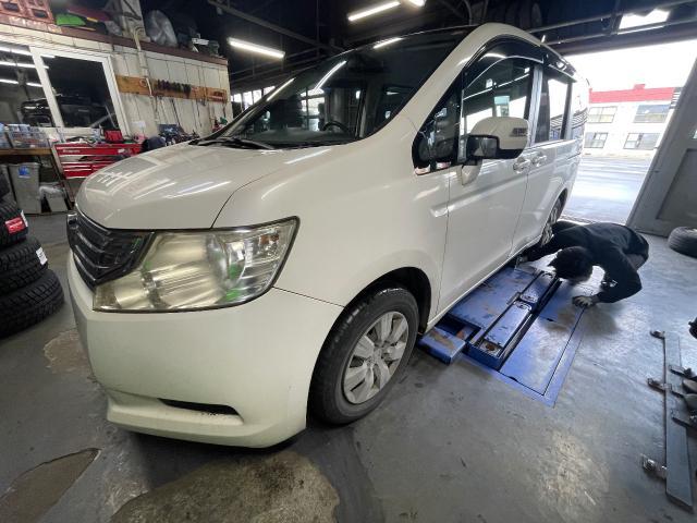 ホンダ　ステップワゴン　オイル交換
旭川市・神楽・神楽岡・神居・西御料・東光・東神楽町・鷹栖町・美瑛町・東神楽町・他地域も大歓迎！