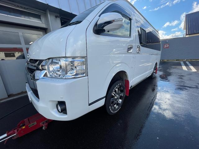 トヨタ　ハイエースバン　タイヤ交換
旭川市・神楽・神楽岡・神居・西御料・東光・東神楽町・鷹栖町・美瑛町・東神楽町・他地域も大歓迎！ 