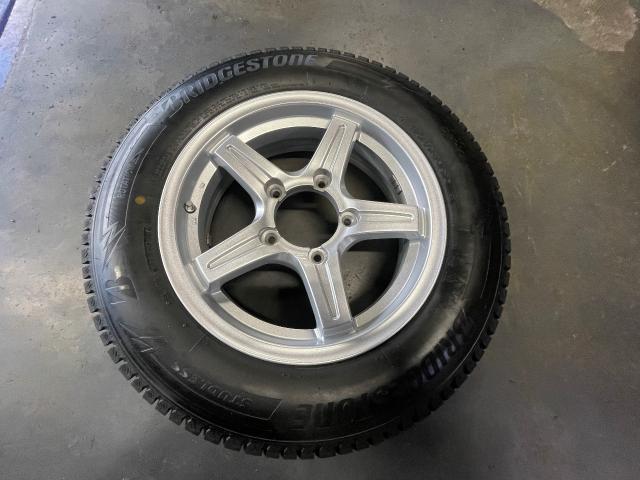 スズキ ジムニー オイル交換、タイヤ交換
旭川市・神楽・神楽岡・神居・西御料・東光・東神楽町・鷹栖町・美瑛町・東神楽町・他地域も大歓迎!