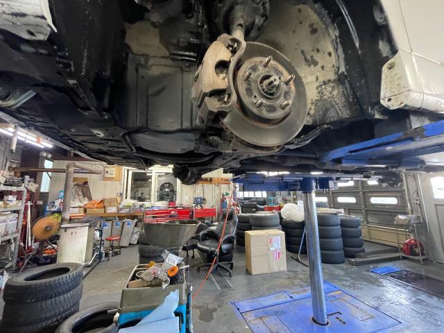 トヨタ ノア オイル交換、タイヤ交換
旭川市・神楽・神楽岡・神居・西御料・東光・東神楽町・鷹栖町・美瑛町・東神楽町・他地域も大歓迎!