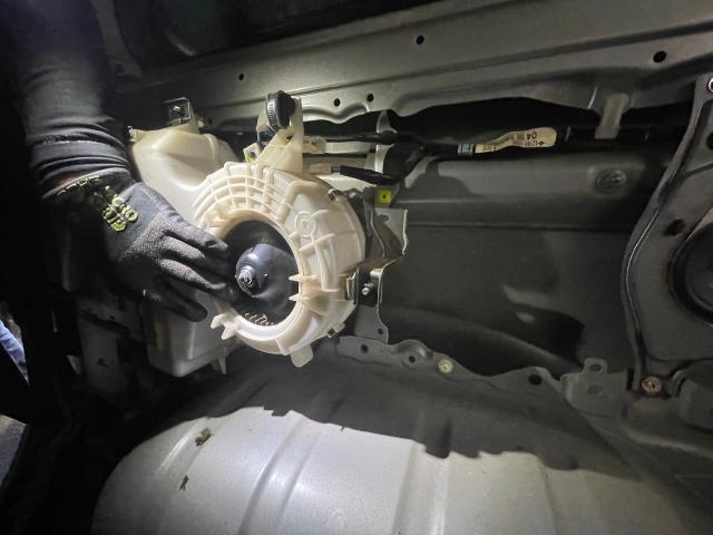 トヨタ　ハイエースバン　リアヒーターモーター交換
旭川市・神楽・神楽岡・神居・西御料・東光・東神楽町・鷹栖町・美瑛町・東神楽町・他地域も大歓迎！ 