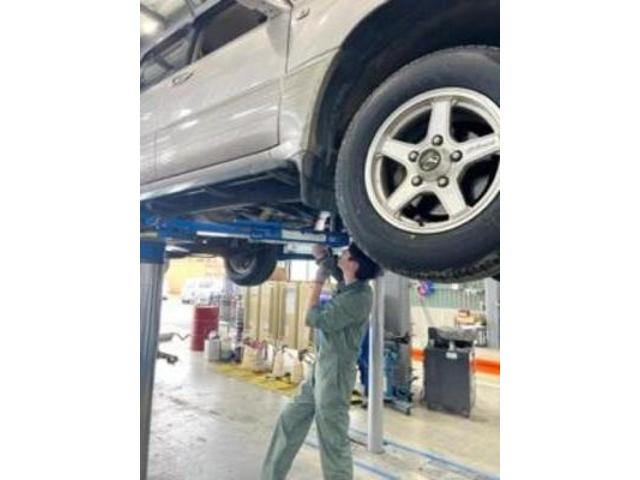 釧路で車検・整備・板金塗装　トヨタ　ランドクルーザー車検