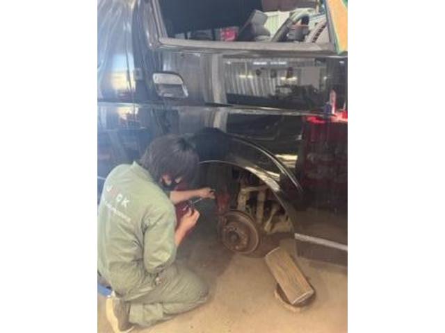 釧路で車検・整備・板金修理　トヨタ　ハイエース　車検