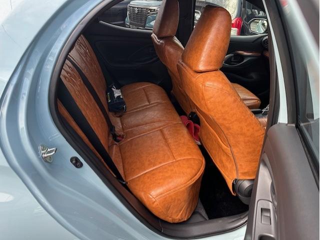 作業報告No.2889　光岡ビュートにシートカバー取付の巻