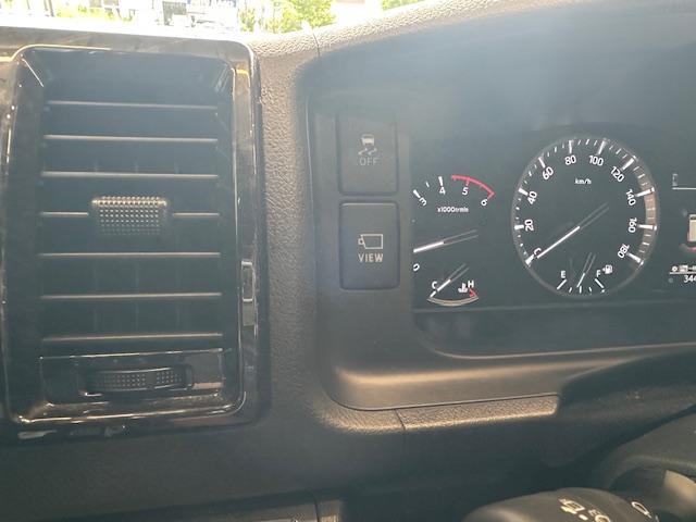 作業報告No.2890　ハイエースの純正ナビをアルパインBIGXに入れ替えの巻