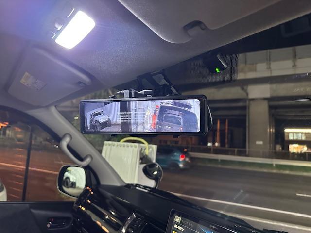 作業報告No.2902　ハイエースにナビ・フリップダウン・ミラー型ドラレコ前後取付の巻