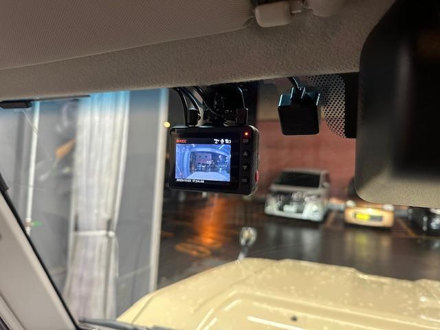 作業報告No.2923　ランドクルーザー７０にナビ・ドラレコ前後取付の巻