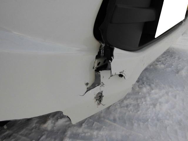 スズキ　ワゴンR　バンパー交換　板金塗装　修理を実施！！