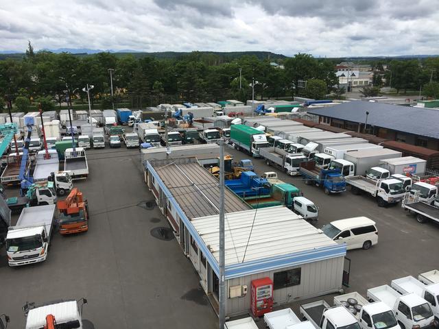 ㈱安岡自動車工業　パネルバン展示場(3枚目)