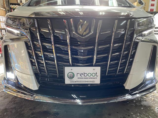 【現行アルファードフォグ交換】　純正が暗いのでユニット＆LEDをまるごと交換
ホワイトorイエローにカラーチェンジ可能です　札幌市東区　LED交換
