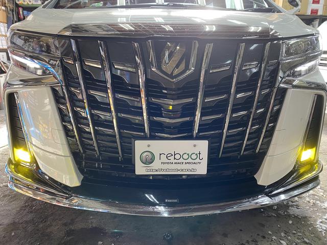 【現行アルファードフォグ交換】　純正が暗いのでユニット＆LEDをまるごと交換
ホワイトorイエローにカラーチェンジ可能です　札幌市東区　LED交換
